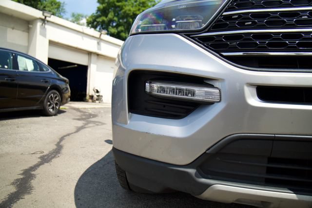 Certified 2022 Ford Explorer XLT w/ Equipment Group 202A AWD/4WD image 9