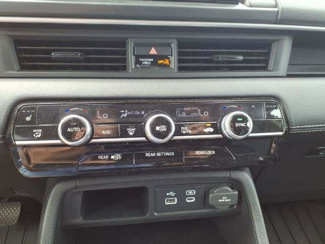 Used 2025 Honda Pilot Touring image 32
