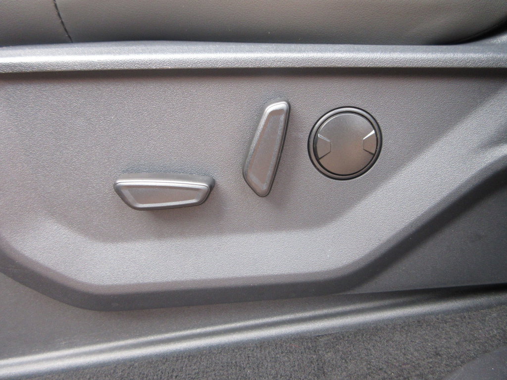 Certified 2025 Ford Expedition Max Active RWD image 13