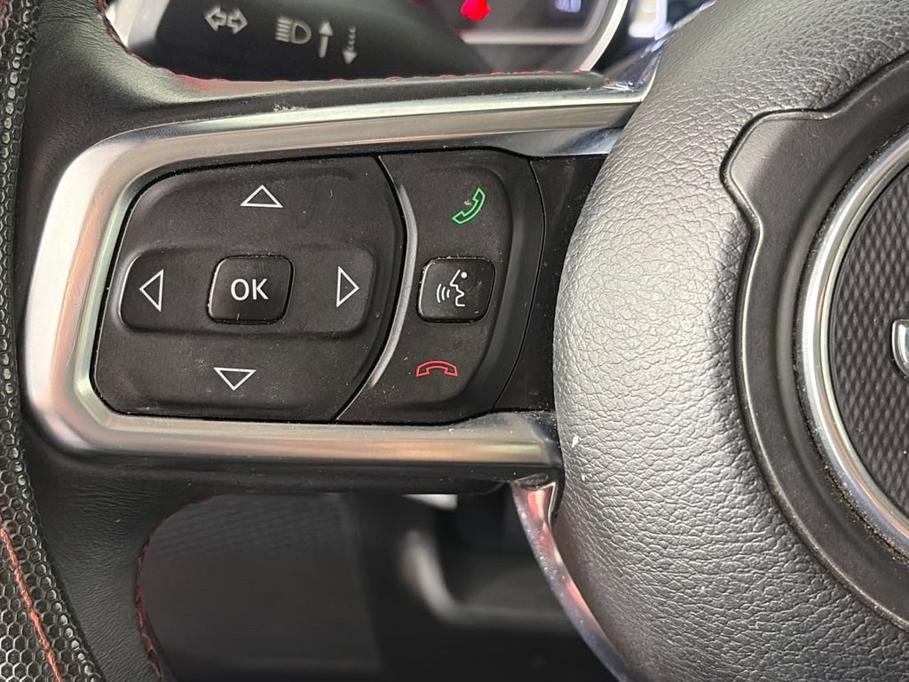 Used 2018 Jeep Wrangler Unlimited Rubicon w/ Cold Weather Group AWD/4WD image 17