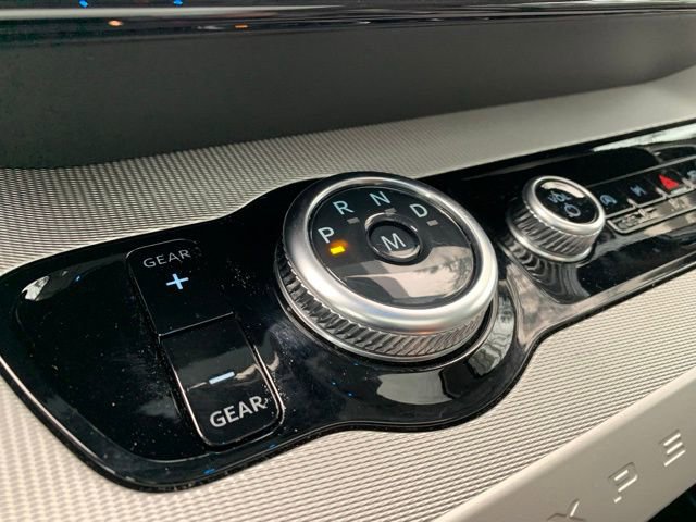 Certified 2025 Ford Expedition Active image 28