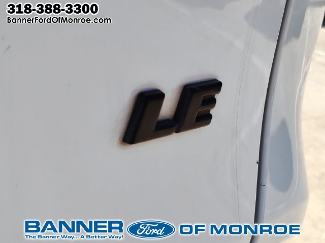 Used 2022 Toyota RAV4 LE FWD image 7