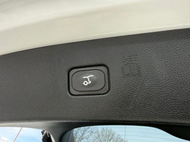 Certified 2022 Ford Edge ST-Line image 36