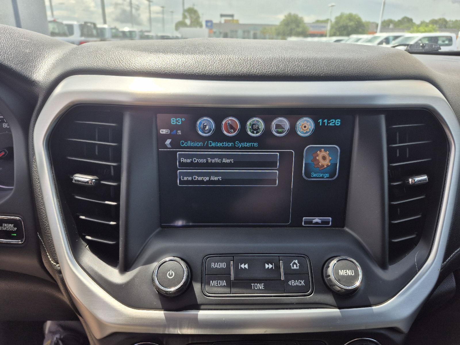 Used 2019 GMC Acadia SLT FWD image 3