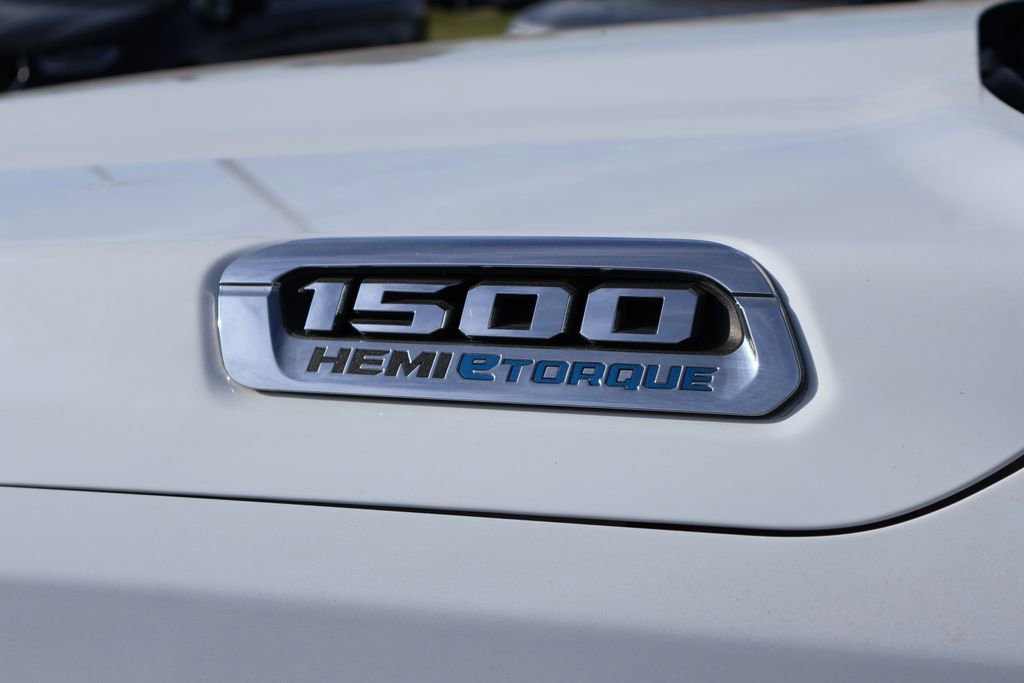 Used 2023 RAM 1500 Big Horn AWD/4WD image 10