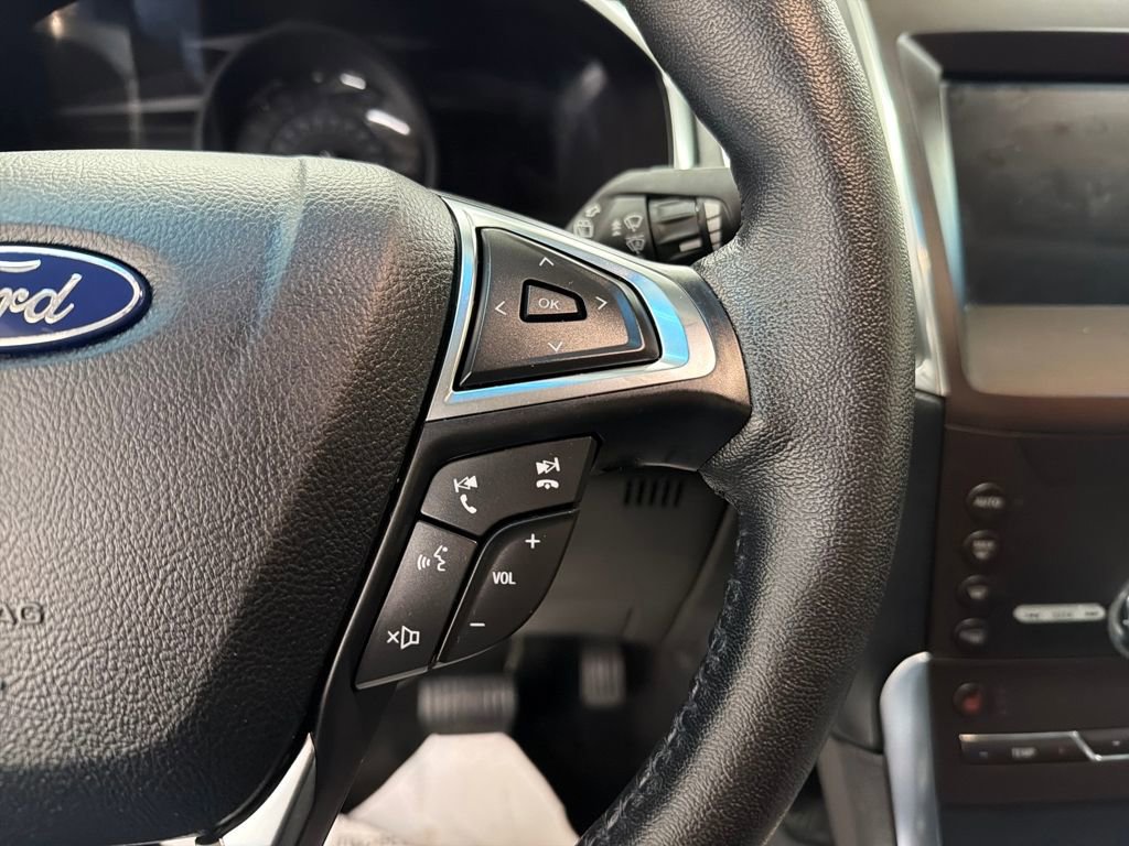 Certified 2020 Ford Edge Titanium image 21