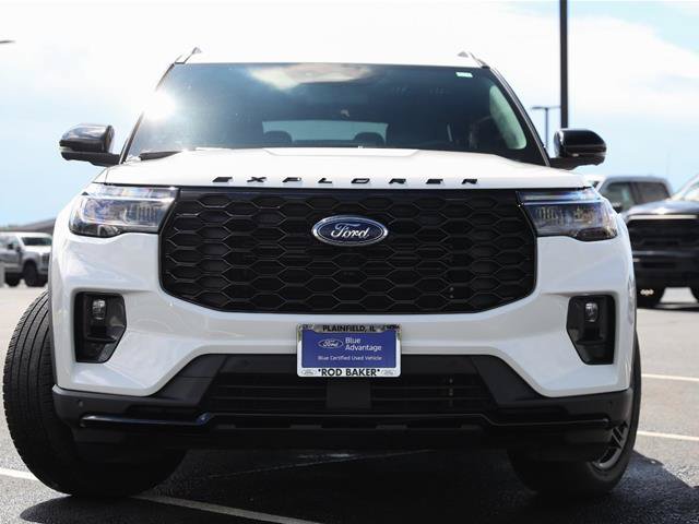 Certified 2025 Ford Explorer ST-Line w/ ST-Line Street Pack AWD/4WD image 2