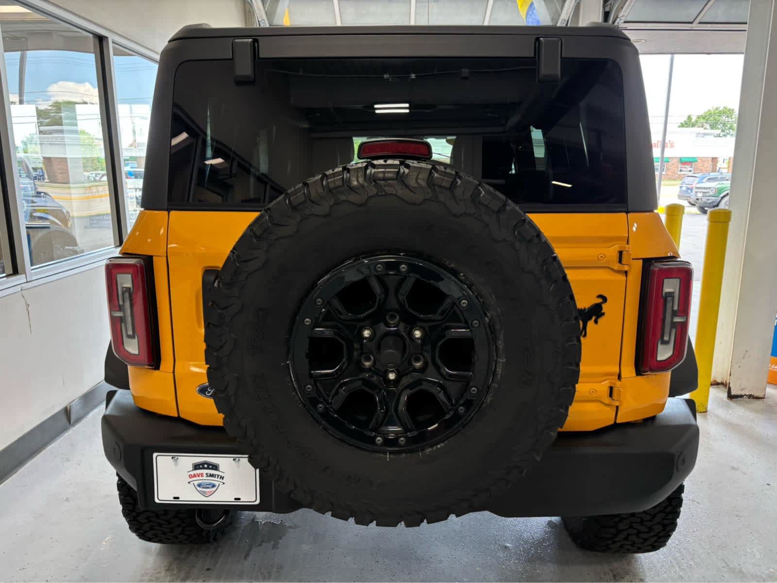 Certified 2022 Ford Bronco Wildtrak AWD/4WD image 8