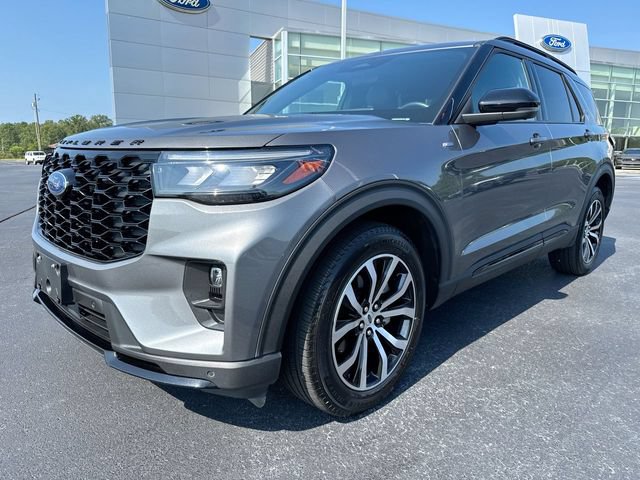 Certified 2025 Ford Explorer ST-Line