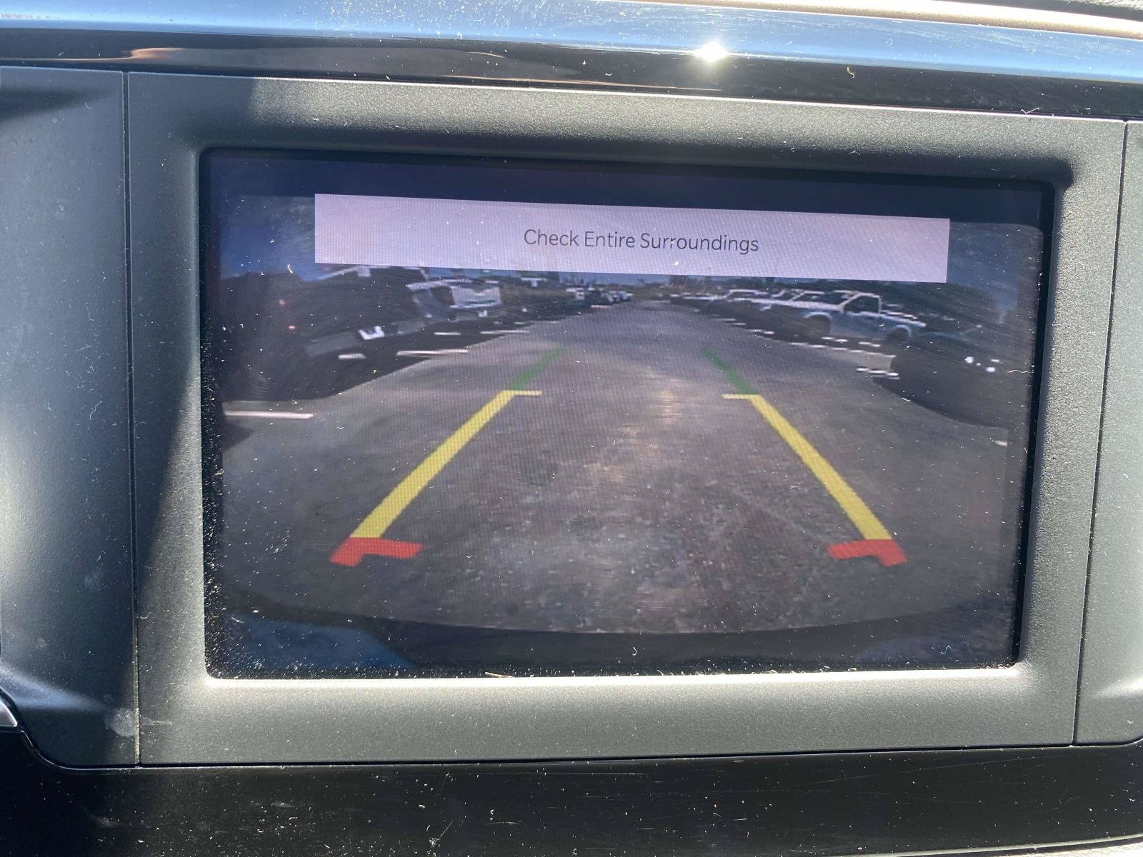 Used 2022 Chrysler Voyager LX FWD image 23