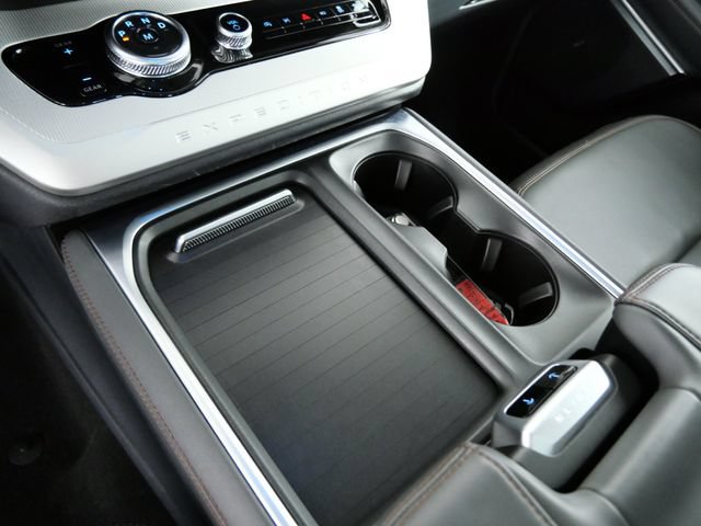 Certified 2025 Ford Expedition Active AWD/4WD image 22