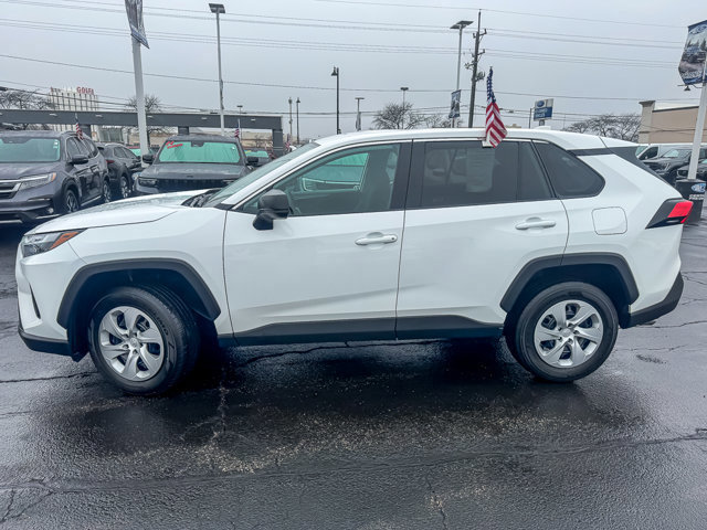 Used 2024 Toyota RAV4 LE image 3
