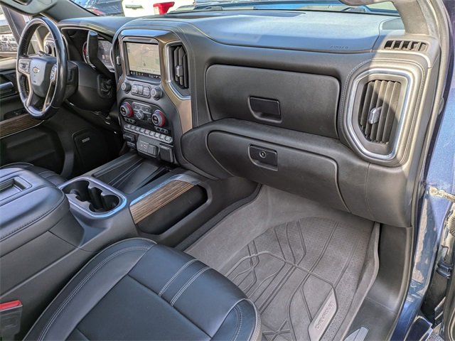 Used 2022 Chevrolet Silverado 2500 High Country w/ Safety Package II image 24