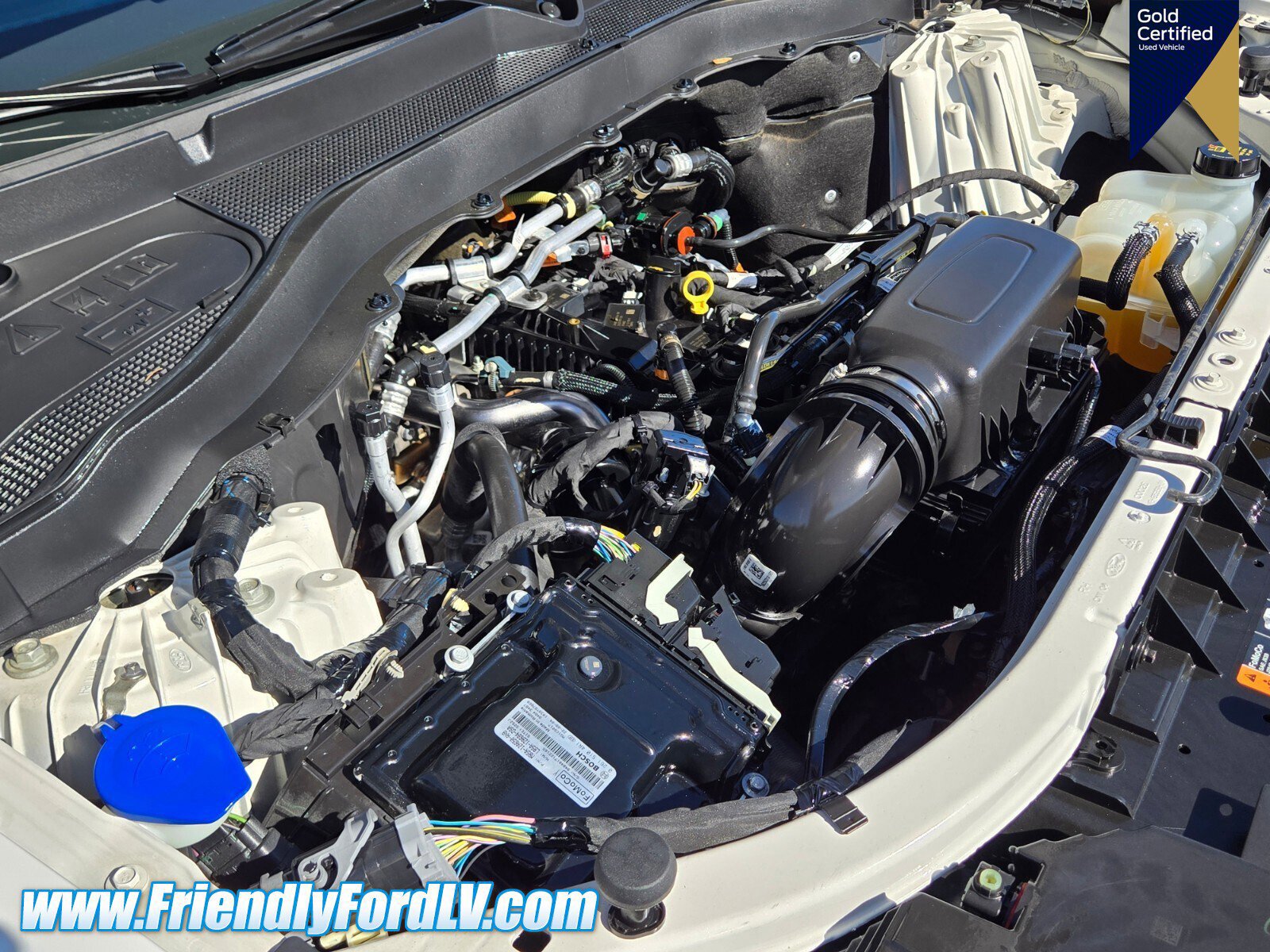 Certified 2022 Ford Explorer XLT w/ Equipment Group 202A image 17