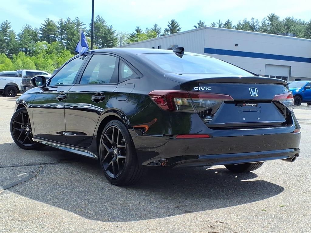 Used 2025 Honda Civic Sport image 6