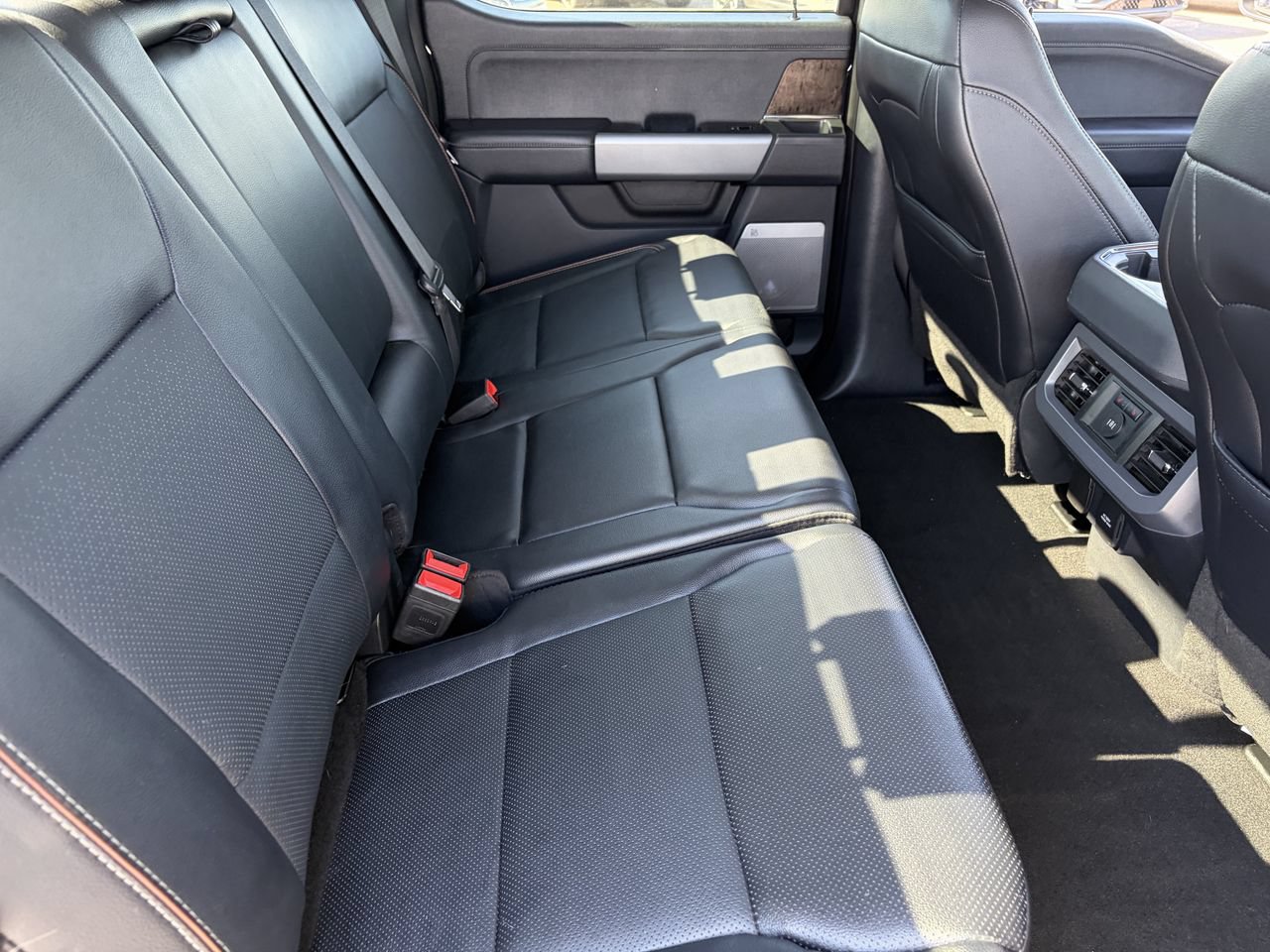 Certified 2024 Ford F350 Lariat w/ Black Appearance Package AWD/4WD image 13