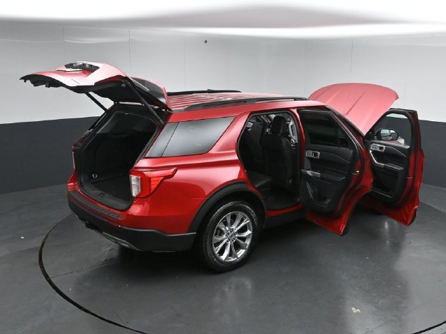 Certified 2024 Ford Explorer XLT w/ Equipment Group 202A AWD/4WD image 59