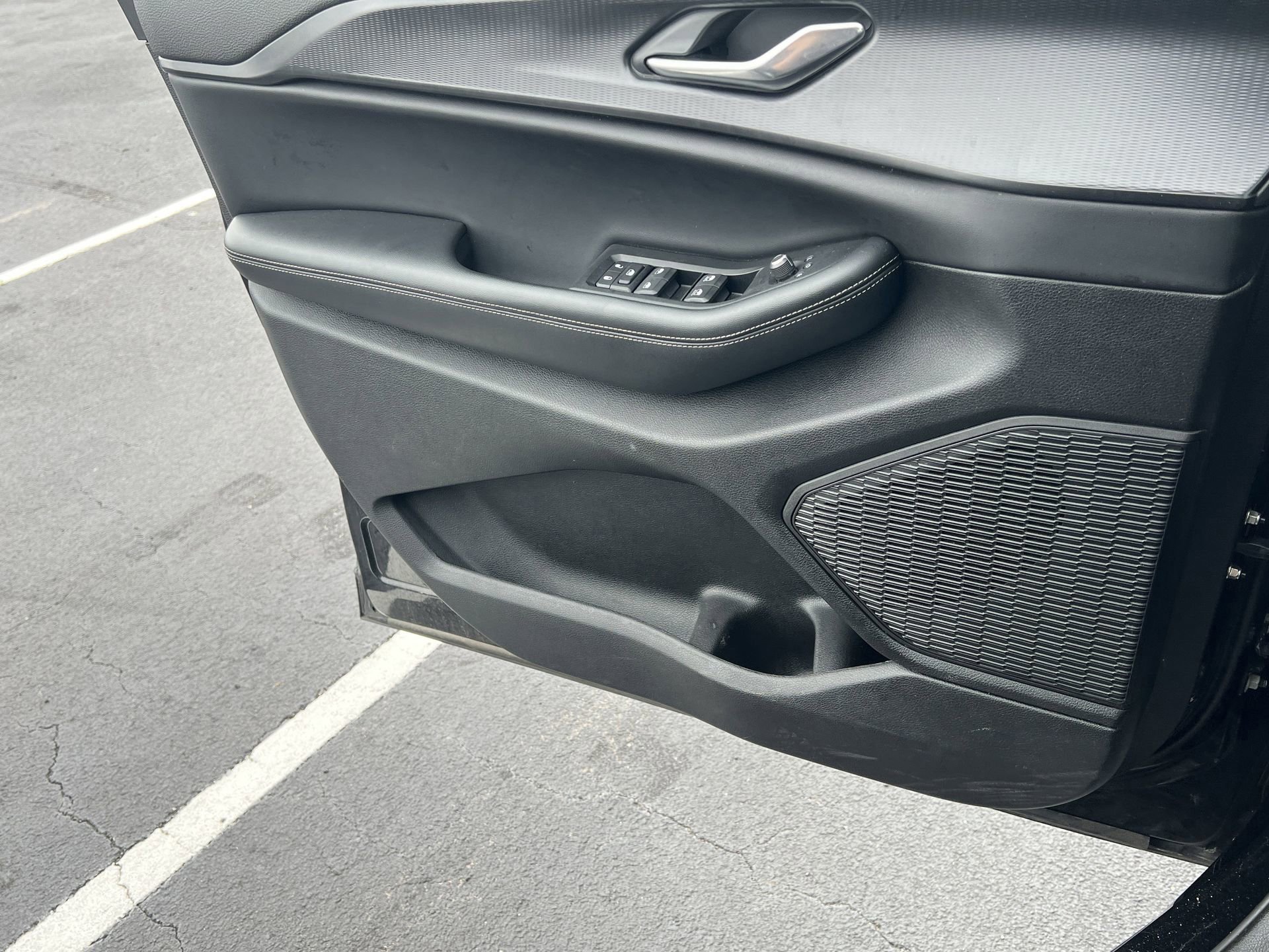 Used 2024 Jeep Grand Cherokee L Altitude image 20