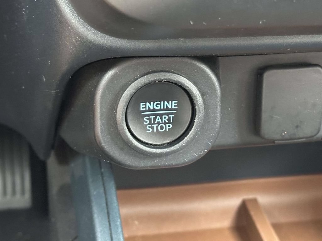 Certified 2023 Ford Maverick Lariat w/ Lariat Luxury Package AWD/4WD image 21