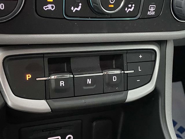Used 2024 GMC Terrain SLE w/ Driver Convenience Package image 31