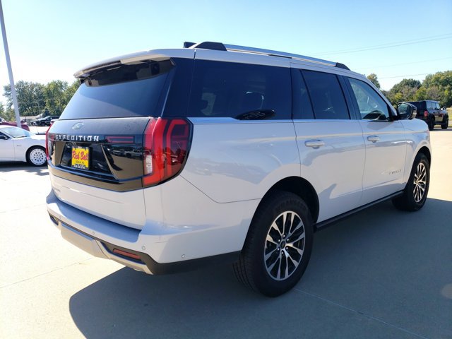 Certified 2025 Ford Expedition Platinum AWD/4WD image 7