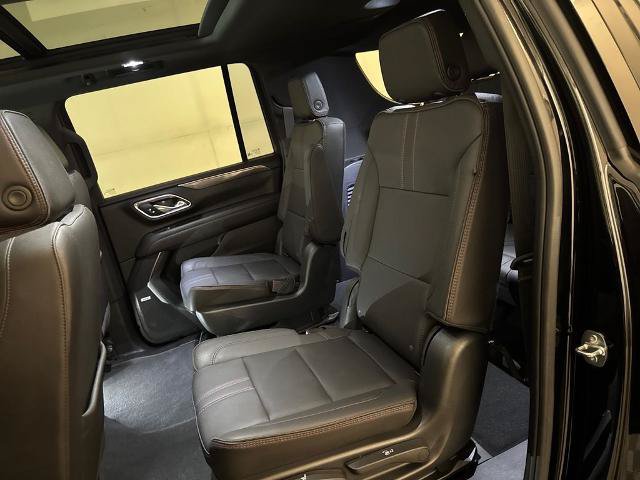 Used 2023 Chevrolet Suburban RST w/ Sport Performance Package AWD/4WD image 35