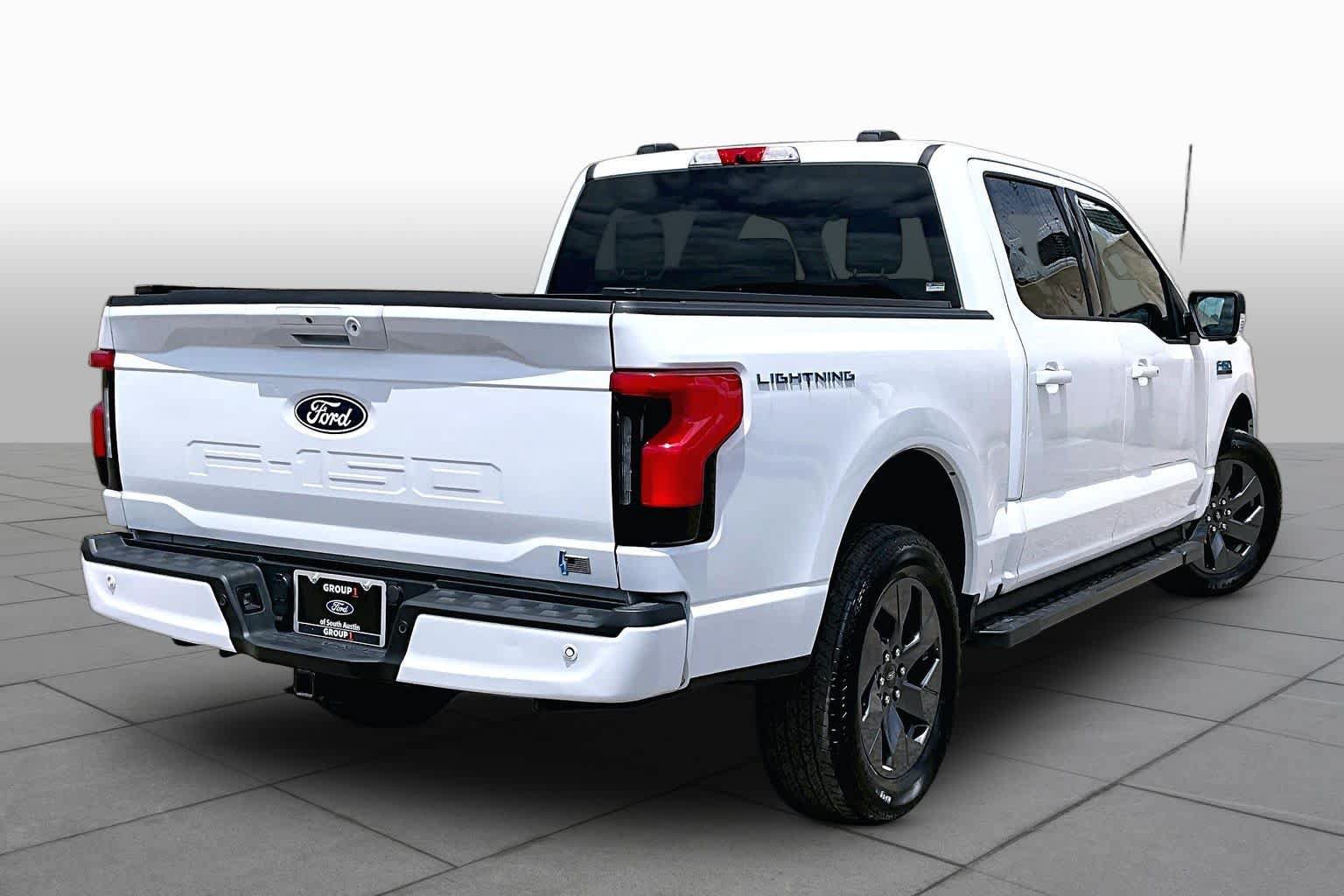 Certified 2025 Ford F150 Lightning Flash AWD/4WD image 6
