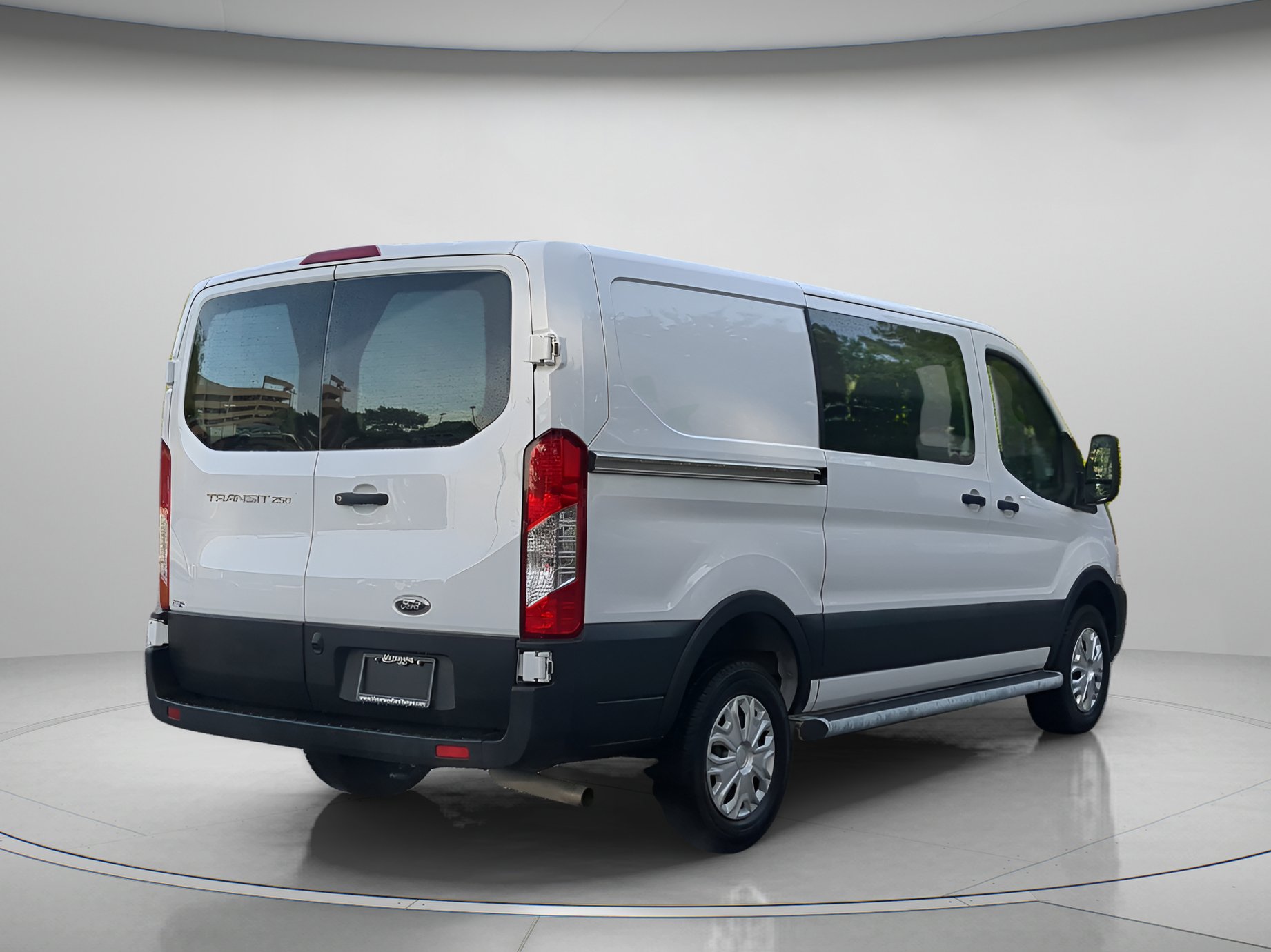 Certified 2025 Ford Transit 250 Low Roof w/ Exterior Upgrade Package RWD image 40