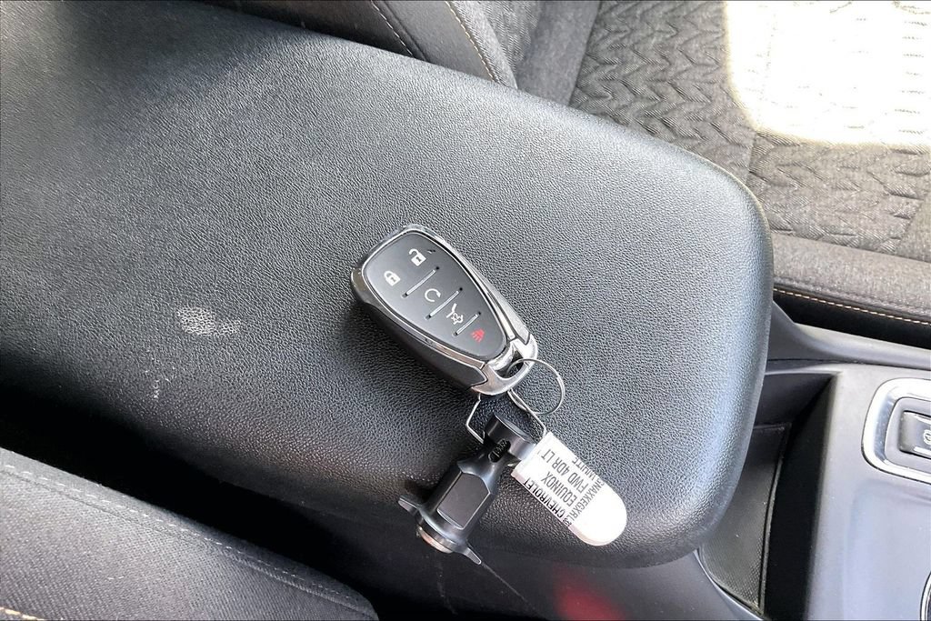 Used 2024 Chevrolet Equinox LT FWD image 11