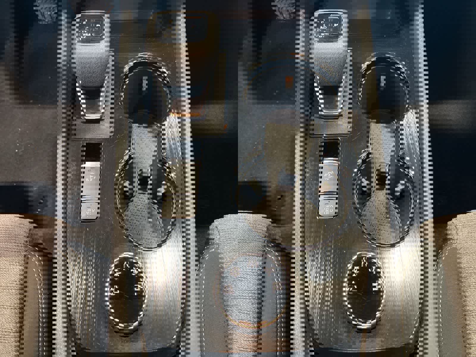 Used 2023 Nissan Rogue SV image 15