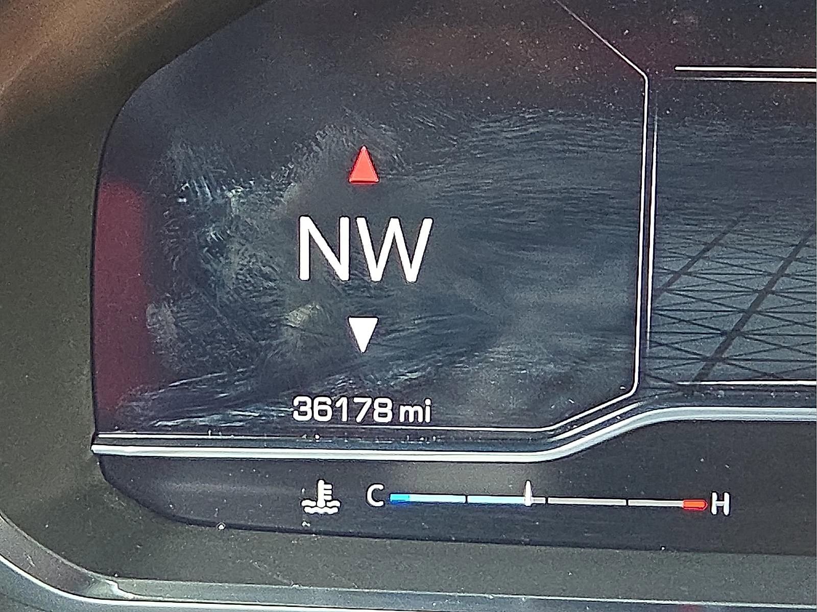 Used 2023 GMC Yukon AT4 image 23