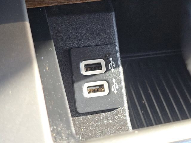 Certified 2018 Ford F150 Lariat w/ Equipment Group 502A Luxury image 32