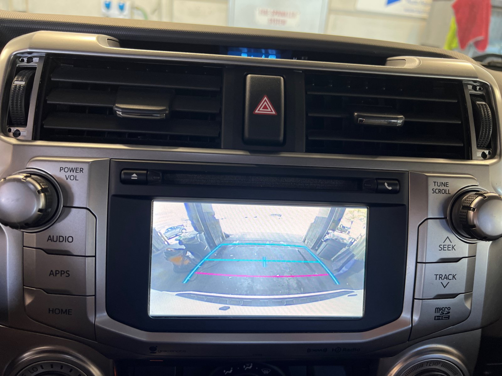 Used 2018 Toyota 4Runner SR5 Premium AWD/4WD image 19