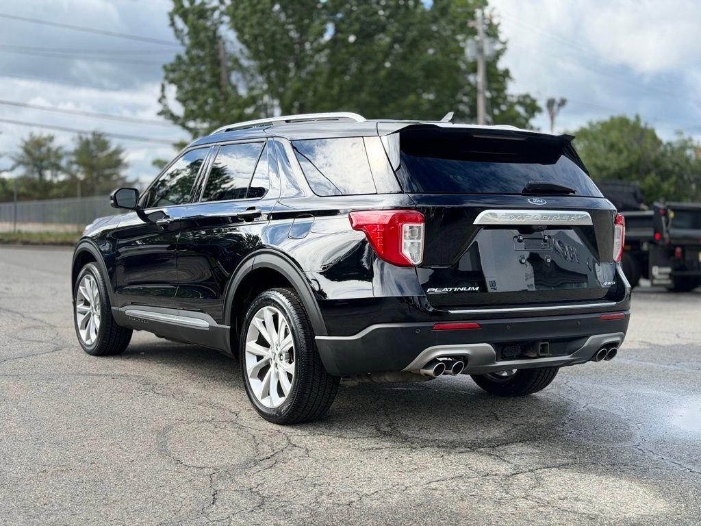 Certified 2023 Ford Explorer Platinum w/ Technology Package AWD/4WD image 6