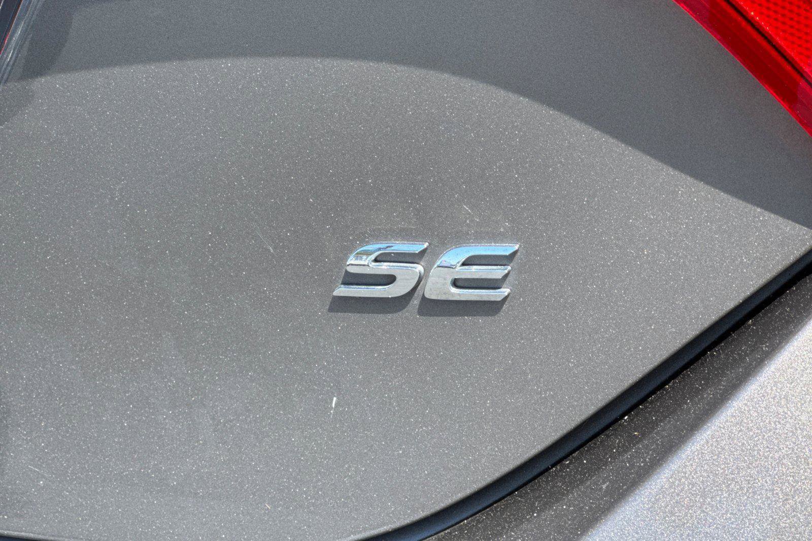 Used 2017 Toyota Corolla SE image 32