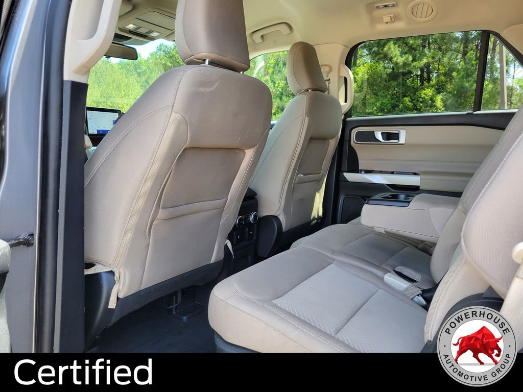 Certified 2022 Ford Explorer XLT RWD image 16