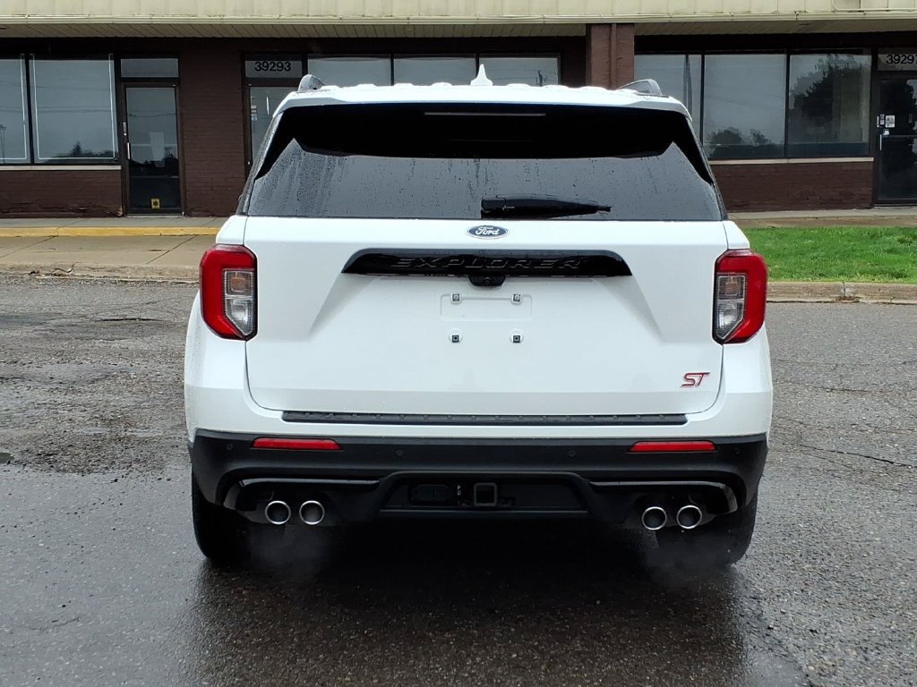 Certified 2023 Ford Explorer ST w/ Equipment Group 401A AWD/4WD image 4