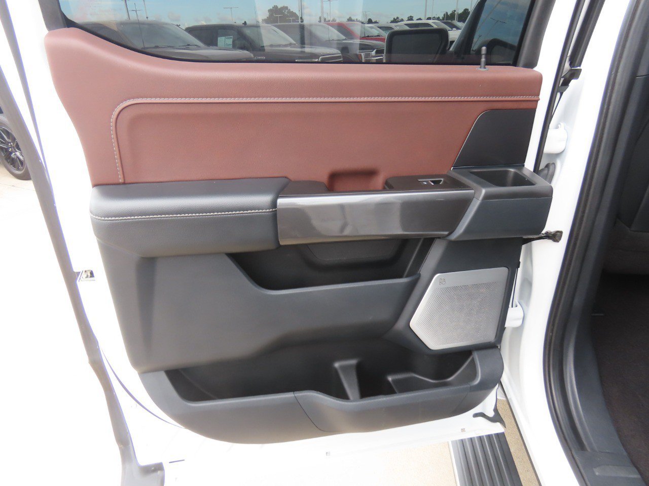 Certified 2022 Ford F150 Lariat w/ Equipment Group 502A High AWD/4WD image 18