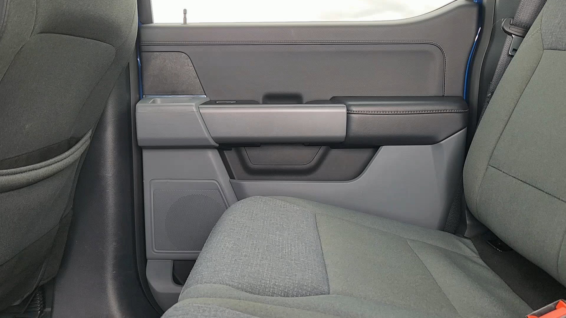 Certified 2025 Ford F150 XLT w/ Equipment Group 301A Standard image 17