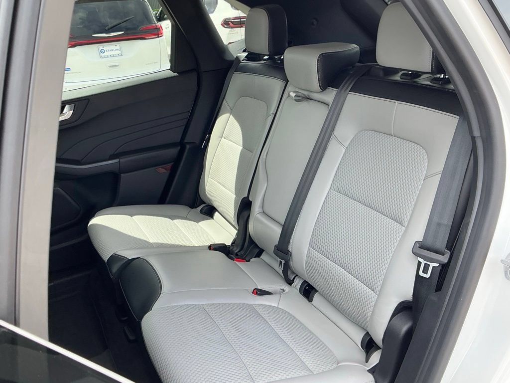 Certified 2023 Ford Escape SE FWD image 25
