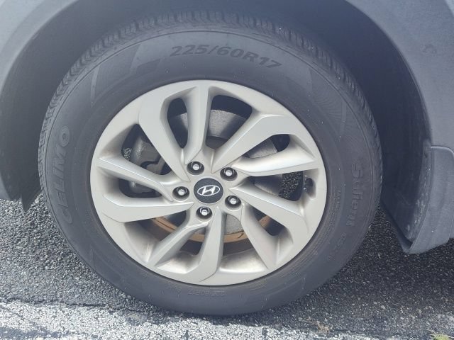Used 2017 Hyundai Tucson SE w/ SE Popular Package 02 FWD image 31