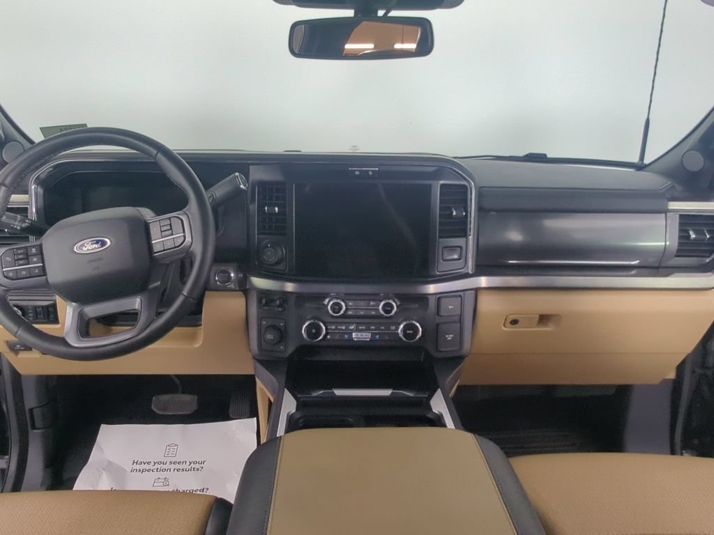 Certified 2025 Ford F450 Lariat w/ Lariat Ultimate Package AWD/4WD image 4