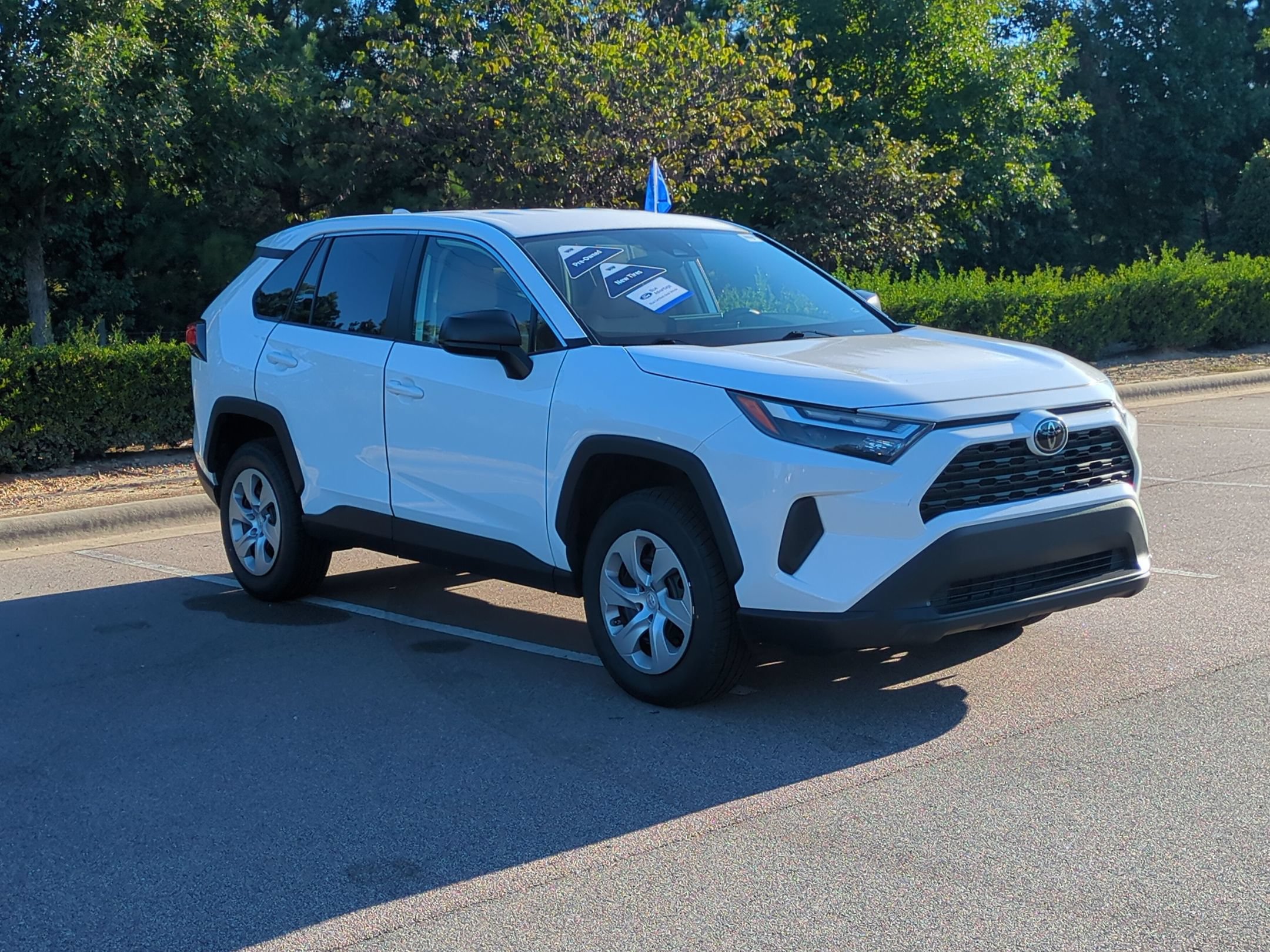 Used 2024 Toyota RAV4 LE FWD image 1