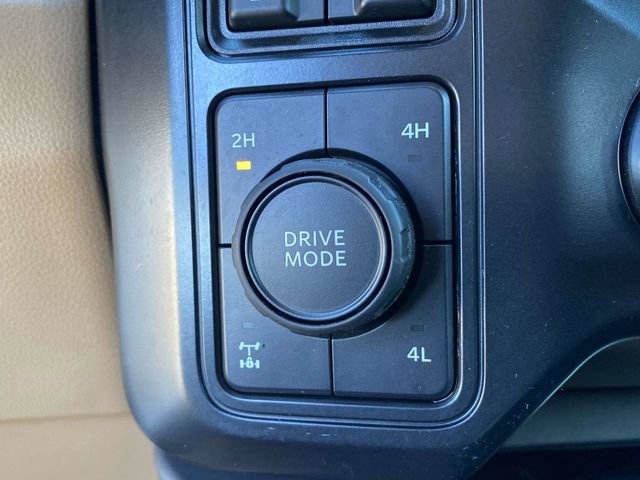 Certified 2024 Ford F350 Lariat w/ Lariat Ultimate Package image 35