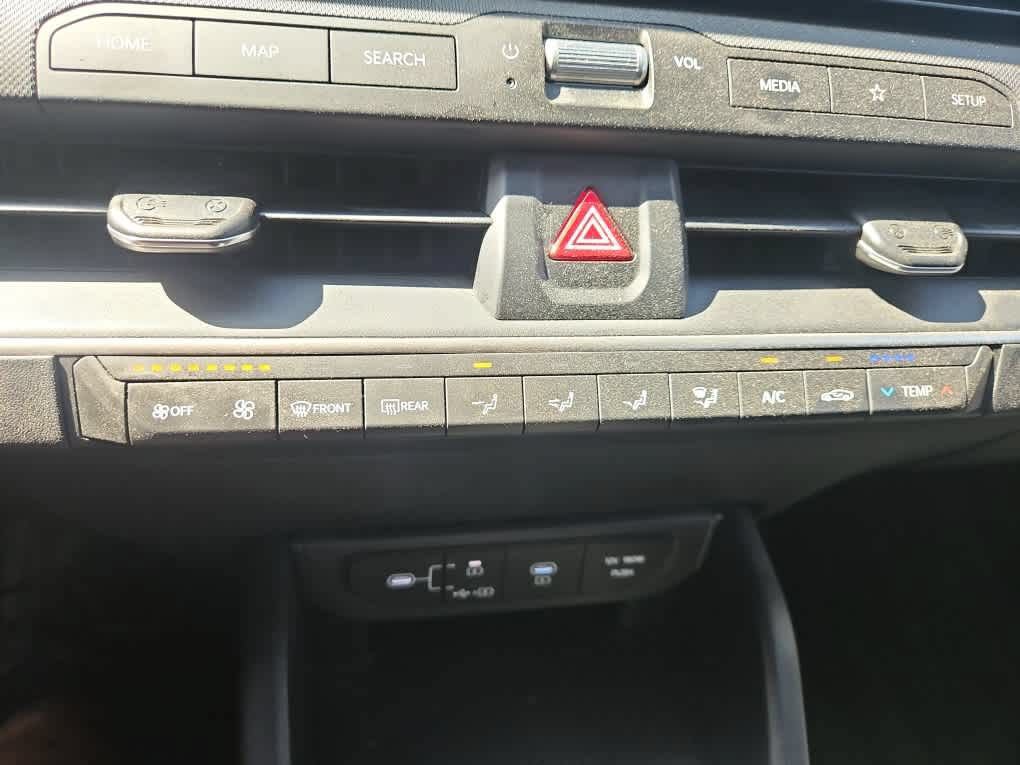 Used 2025 Kia K4 FWD image 17
