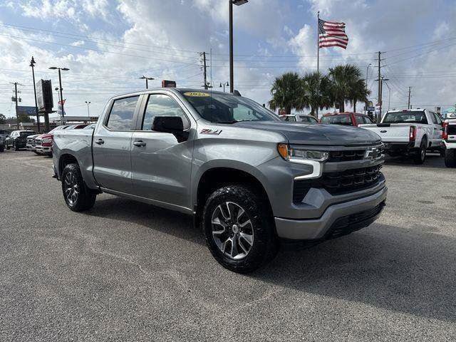 Used 2023 Chevrolet Silverado 1500 RST w/ Z71 Off-Road Package image 12