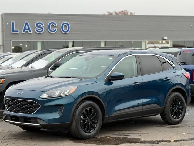 Certified 2020 Ford Escape SE
