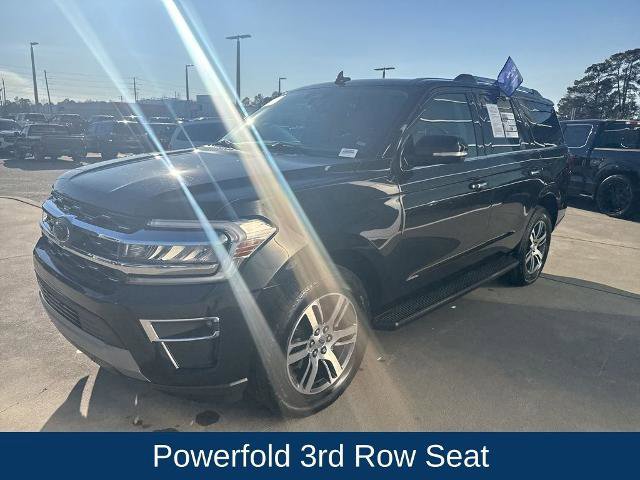 Certified 2024 Ford Expedition Limited image 3