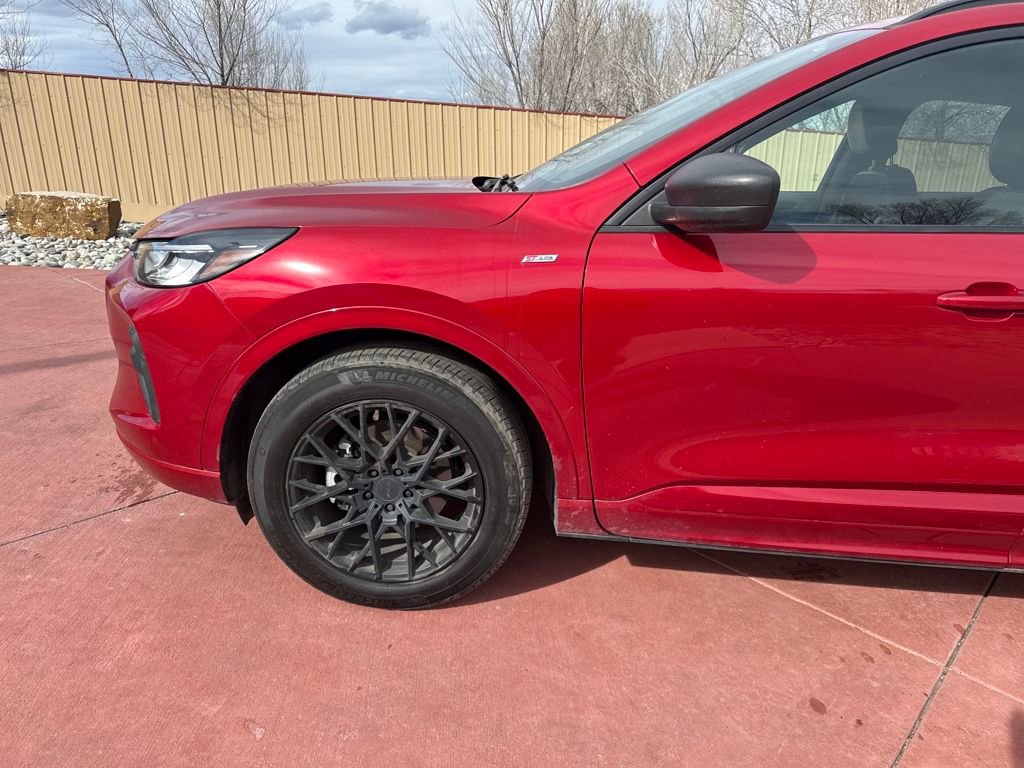 Certified 2024 Ford Escape ST-Line w/ Tech Pack #1 FWD image 32