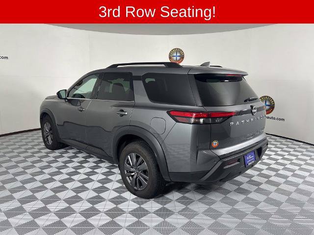 Used 2025 Nissan Pathfinder SV AWD/4WD image 18